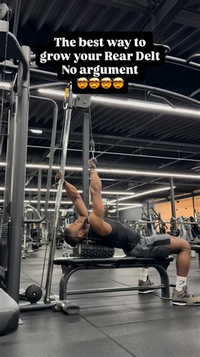 @caoch_errol_fit on Instagram: "How to grown your Rear Delt do this 🤯🤯🤯🤯"