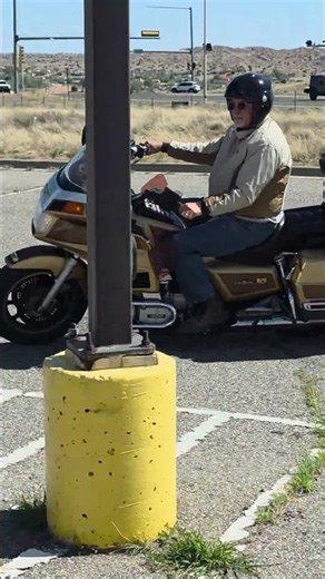 1985 Honda GL1200 Gold Wing Limited Edition Riding