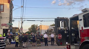 Building Collapse After Fire Kills 1 Firefighter; 5 Injured