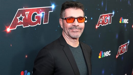 Here's why Simon Cowell wears red glasses