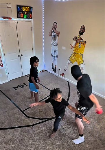 Ankle Breaket of DOOM and hit the shot 😳 #usabasketball #basketballusa #minihoopusa #americanbasketball #nba