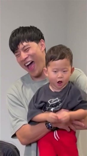 Snowman Cookie or $200 // Toilet Paper Roll Challenge