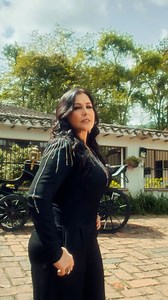 1.6M views · 29K reactions | Dónde no nos valorar es mejor retirarnos  Mañana que ya esté lejos, que no me mire ❤️ | Arelys Henao | Facebook