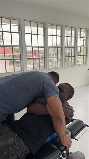 Move better. Feel better. Physical therapy that helps your body do what it’s meant to do 💪🏽✨ Book your session today. #PhysicalTherapyCare #MoveBetterLiveBetter #BodyRelief #WellnessClinic #PainManagement