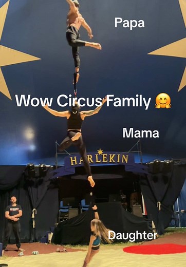 Wow Circus Family: A Unique Aerialist Performance