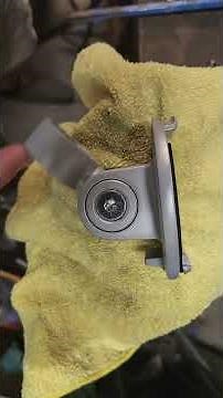 HumanScale monitor mount won't pivot fix