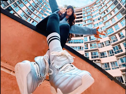 学会了 旅游氛围感拍照 万能出片技巧旅游拍照和街拍都适用的拍照pose学会这几个拍照构图小技巧女生也可以拍出酷帅的照片轻松拍出氛围感满满～快试试姐妹们