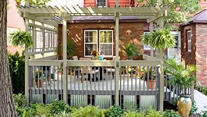 7 Ideas to Customize Your Deck