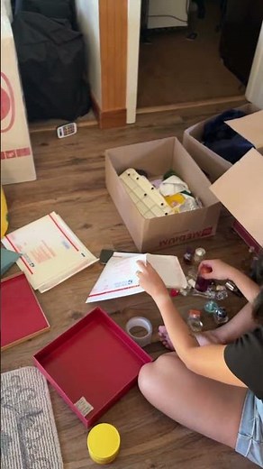 Preparing balikbayan boxes to ship to the Philippines