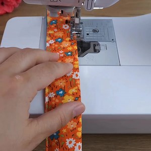 21K views · 170 reactions | Easy Wristlet Keychain Tutorial – Perfect for Sewing Lovers! #WristletKeychain #DIYKeychain #FabricCrafts #SewingProject #HandmadeGift | Modelist/Terzi Hatice DEMİR | Facebook