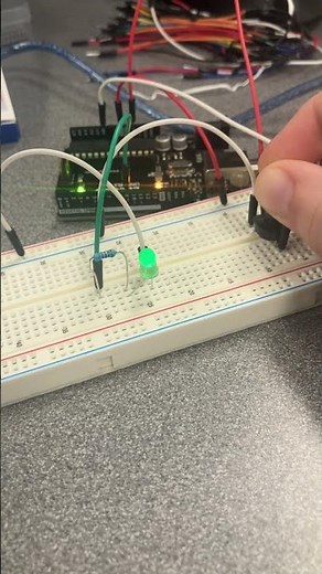 Controlling LED brightness with potentiometer #arduino #arduinoproject