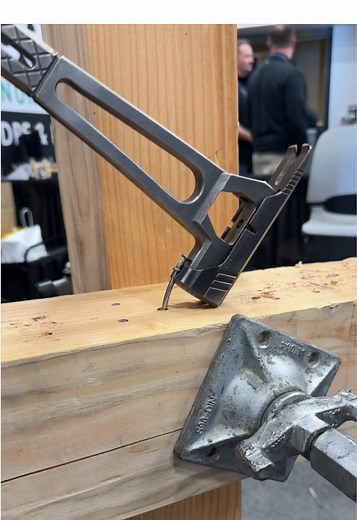 Innovative Multi-Purpose Hammer for Construction Projects