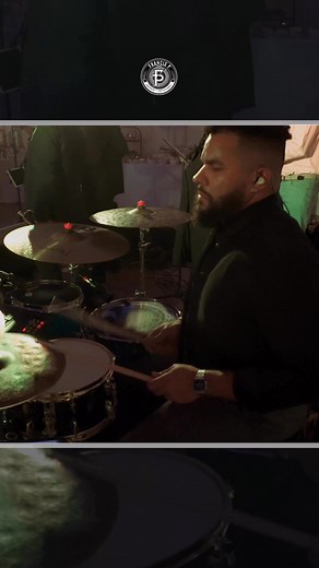 ALL NIGHT LONG, doing whatever tf we want with your fav songs, Respectfully 🫶🏽 BAND: Young Love and The Thrills #francispdrums #intentadenuevo #MeinlCymbals #LiveBand #evansdrumheads | Francis P.
