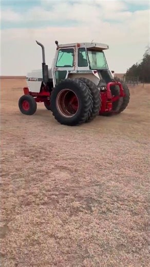 1982 J I CASE 2390 For Sale