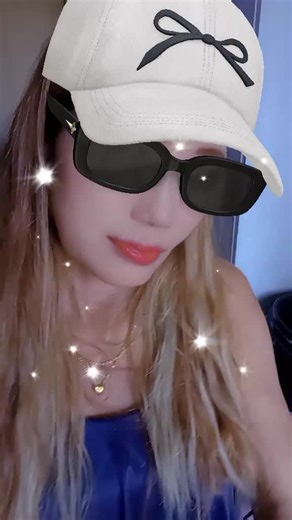 Samantha Cruz on TikTok