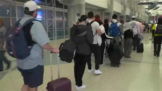 Laredo flyers feel effects of national TSA staffing drop