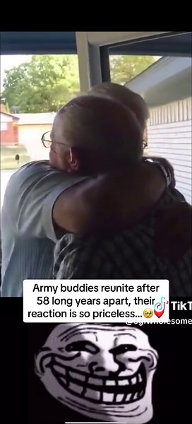 Heartwarming Military Reunion After 58 Years Apart