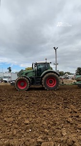 20K views · 203 reactions | Track prep with a Fendt and John Deere tractors. #Tractor #Fendt #JohnDeere | JP Pulling Productions | Facebook
