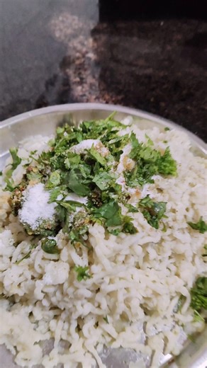 Ghar Jaisa Aalu Paratha🥔🔥 | Easy Recipe #Shorts #aulukaParatha#alooparatha#breakfastideas#foodshorts