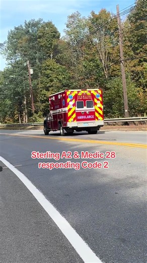 Sterling A2 & Medic 28 responding Code 2 #fyp #fire #code2 #massachusetts #paramedics