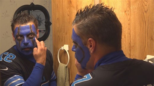 Lions' 'blue-face' rocks face paint for second year