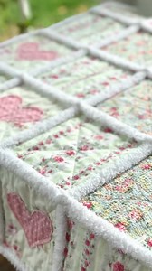 Flashback to 2021 ✨This rag quilt is Winter Rose, named after one of my favourites. It holds a special place in my journey because it shows the very first stages of my inlay process and fluffy seams. At the time, these ideas were new and still taking shape. Over the following months and years, I refined the techniques, smoothed out the details, and developed them into the methods I share with you today. R x #ragquilt #inlays #fluffyseams #sewing #tutorial | Rag Quilt Tutorials with Raewyn Stewar