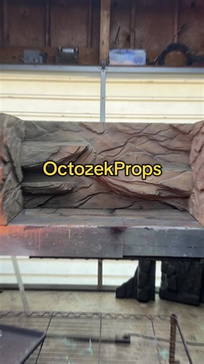 Another custom desert terrarium background coming together 🌵🔥 Hand-sculpted, lightweight, and made to fit YOUR tank. Get yours on my Etsy 👉 OctozekProps #terrarium #reptiles #desert #custombuild #octozekprops