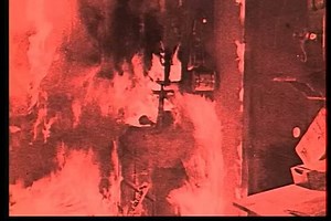 1920s Man Drives Miniature Car Save: vídeo stock (100% livre de direitos) 4132237 | Shutterstock