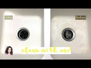 Clean With Me! | Kitchen | Cleaning an Enamel Sink | Plastic Containers