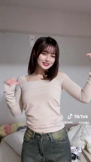これ歌う時ルックあみー！ってうたってる笑笑