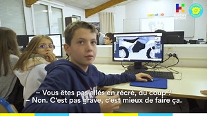 170K views · 284 reactions | Dans ce collège, les élèves de 5ème ont 3h de cours par semaine pour apprendre à créer un jeu vidéo. Du scénario à la programmation, ils sont guidés par le corps enseignant et des professionnels du gaming. Les enfants kiffent tellement qu'ils en oublient d'aller en récré !  Demain sur Konbini, journée spéciale #LesEnfantsDabord avec France Inter et UNICEF France ! | Konbini techno | Facebook