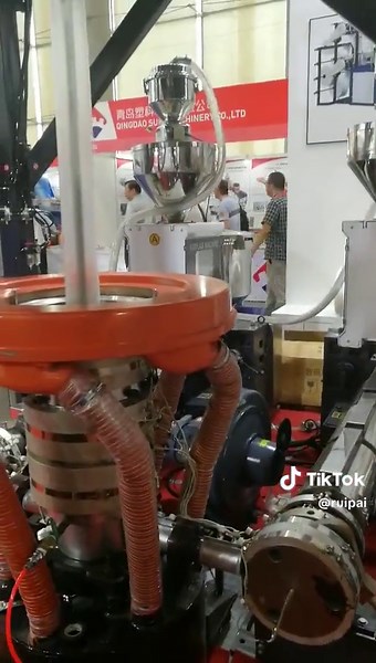 Aba film blown extruder in Chinaplas #ruipaimachinery #ruiplas #ruipai #filmmaking #filmmachine #filmmachinefactory #cny2025 #blownfilm #blownfilmextrusion #blownfilmmachine #filmblowing #filmblowingmachine #filmblownmachine