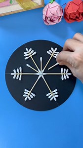 Winter is here! Let's make some pretty snowflakes with our kids using cotton swabs! Parent-child crafts #toddlecrafts #childrenscreativecrafts #DIYcrafts #fblifestyle | Art, Crafts and Journals