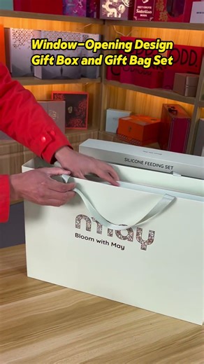 Window-Opening Gift Box and Gift Bag Set