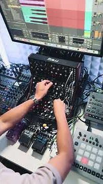 Sonic landscape with Moog’s Mother-32 / DFAM / Subharmonicon