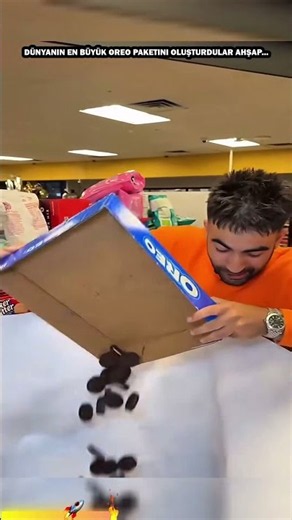 They Created the World's Largest Oreo Pack wood carving art
