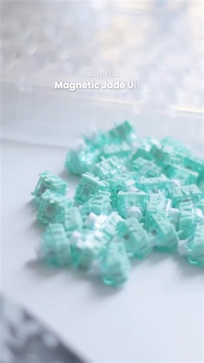 yuno ♰ on Instagram: "Magnetic. Precise. Next-gen smoothness 😩 The Gateron Magnetic Jade Ultra redefines linear switches with Hall-effect magnetic actuation, ultra-consistent performance and long-term durability. Featuring a dual-drive modular structure, factory lubrication, and a translucent jade housing, every keystroke feels controlled, stable, and effortlessly smooth with customizable pre-travel for ultimate tuning 😩 Thank you Cath & @gateron.switch 🫶🏻 🏷️ magnetic | switch | setup | whi