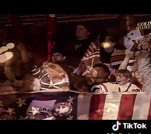 Chicago became the loudest, proudest place in the world for 2 minutes and 26 seconds thanks to Wayne Messmer’s National Anthem at the 1991 NHL All-Star Game. Check out our first video in the Golden Moments series for the Blackhawks. #nhl #chicagoblackhawks #nhlblackhawks #goldenmoments #animation