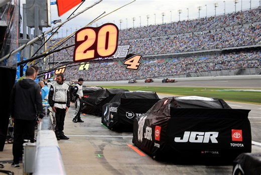 NASCAR introduces new qualifying rule prohibiting drivers from redirecting air