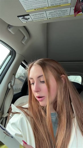 For the record I rate this wine a 3/10 #winetok #fyp #wine #branding #review