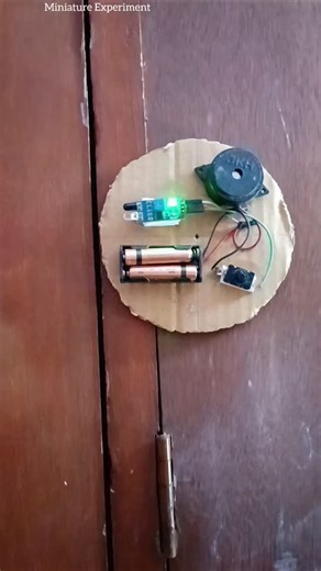 Smart Door Security Alarm Using IR Sensor #reels #viral #tech #experiment #scienceproject | Miniature Experiment