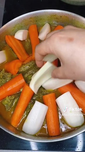 Recette Traditionnelle de Couscous Marocain