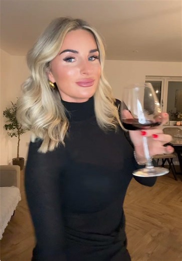 Enjoy a Fun Friday Night at the Club