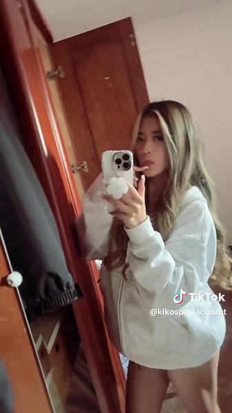 𝓴𝓲𝓴𝓸𖣂 (@kikospamaccount) - @𝓴🪐 #whosup