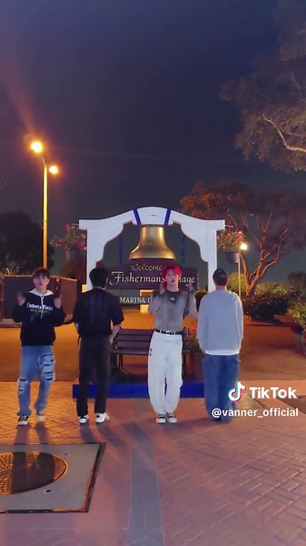 요즘따라👀 #VANNER #배너