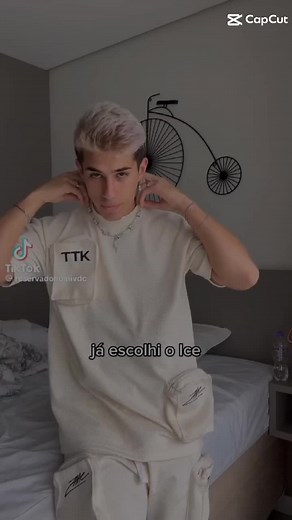 Os vídeos de user88118399974 (@void.e.katlen) com som original - user88118399974