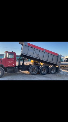 @codyshort_creekside and I got the last 8 loads of dirt hauled out today on the pad project. Plus brought in 5 loads of gabion and 6 loads of base rock. We had to burn the candle but I appreciate him and @buckshot0651 loading at the quarry for sticking with me. #topnotchexcavating #tnellc #komatsu #buildingpad #dumptruck #sitework # | Top Notch Excavating, LLC