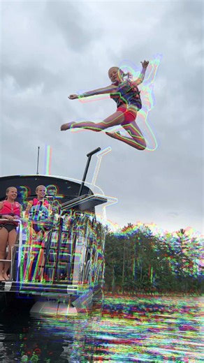 Make a SPLASH with a LilliPad Diving Board! 💦 Watch your kids beat boredom and willingly ditch their devices for dives, nonstop laughter and memories that will last a lifetime! With quick setup and no bulky inflatables to hassle with, you'll be asking yourself why you didn't get one sooner. Just anchor, play and enjoy the best days on the water - without burning through fuel. Dive into the details today at www.lillipadmarine.com/diving-board2 --- 📱call or text: (231) 632.2137 💻www.lillipadmar