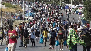 Expert: EU will to protect refugees is absent