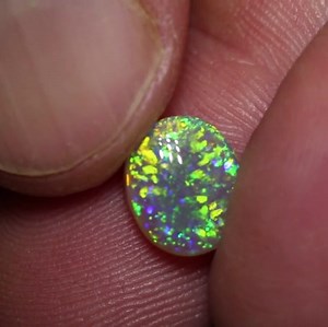 1K views · 153 reactions | A bright and beautiful 1.54-carat crystal opal with greens and yellows https://blackopaldirect.com/product/crystal-opal/1-54-ct-crystal-opal-9x8x3mm/ | Black Opal Direct | Facebook